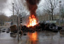 Protesta agricoltori, a Bruxelles i trattori forzano un blocco